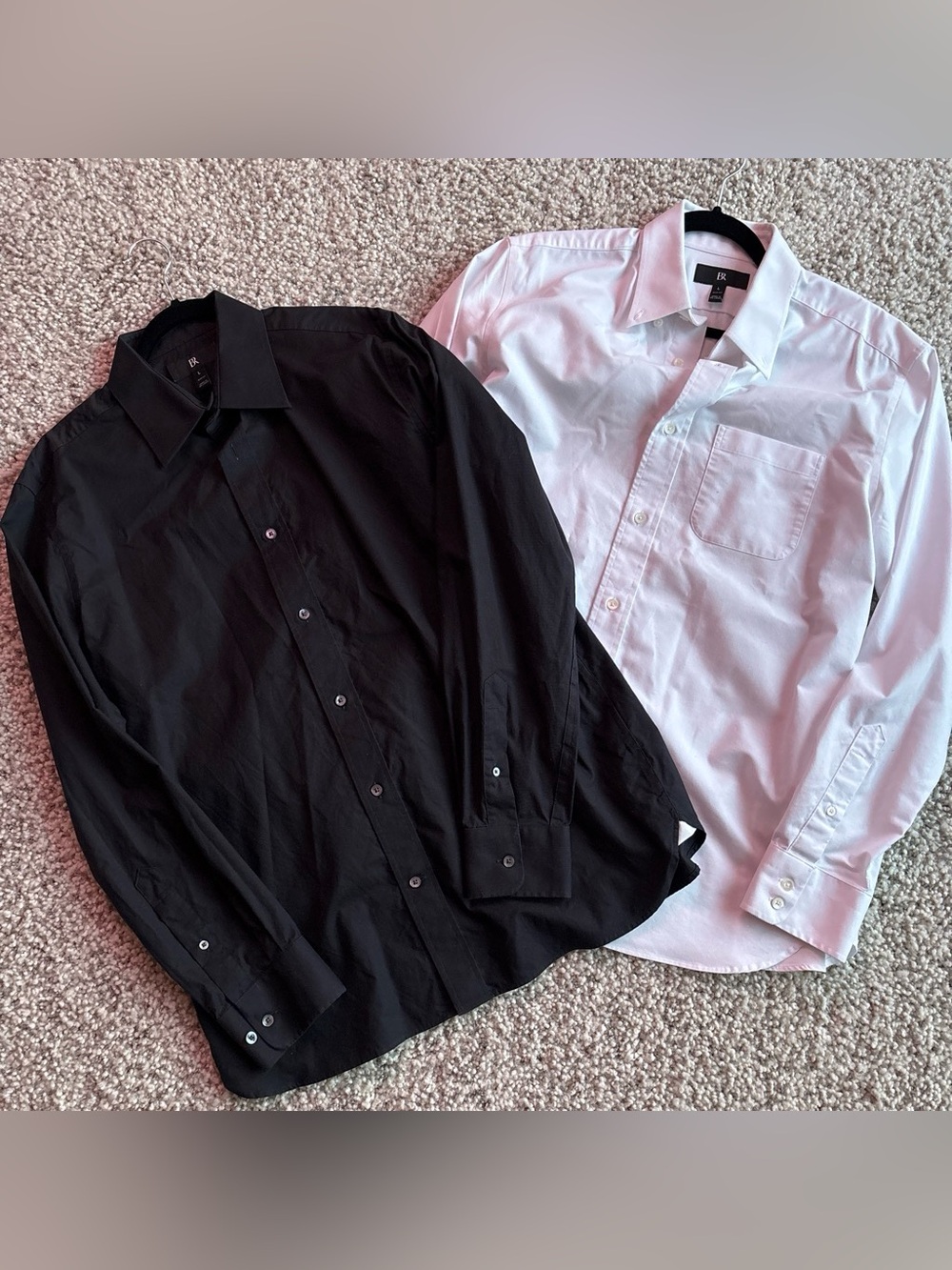 Banana Republic Wrinkle Less Slim Fit Dress Shirt (Black & White)